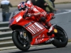 Sport - Casey Stoner e la sua Ducati (Foto internet)