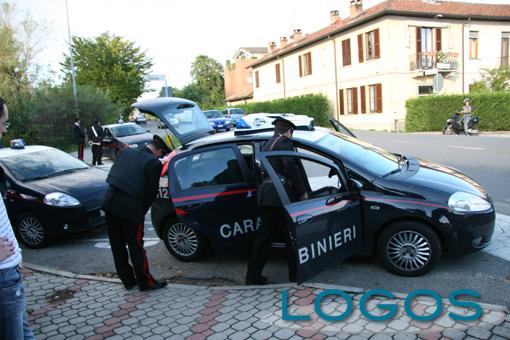 Castano Primo - Carabinieri durante un posto di controllo 