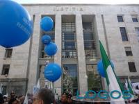 Milano - Manifestazioni al Tribunale.1