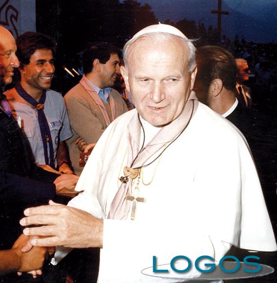 Attualità - Giovanni Paolo II (foto 4)