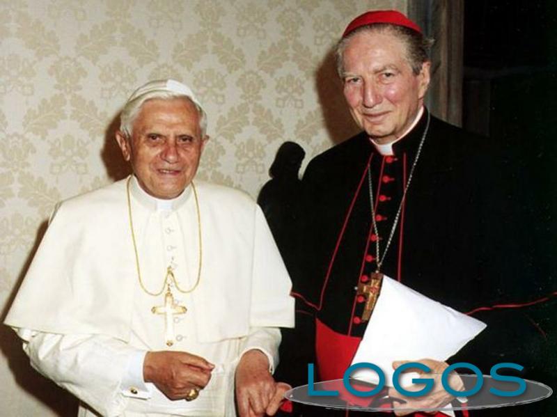 Attualità - Il Cardinal Martini con Papa Benedetto XVI (Foto internet)