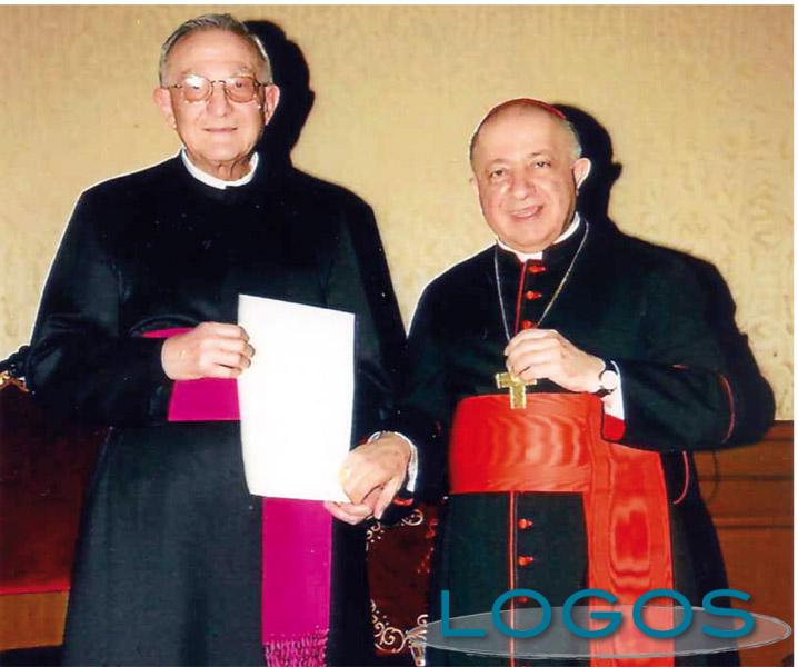 Vanzaghello - Don Bruno Magnani col cardinale Tettamanzi 