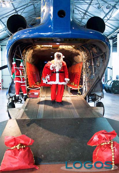 Malpensa - A Volandia, Babbo Natale arriva in elicottero