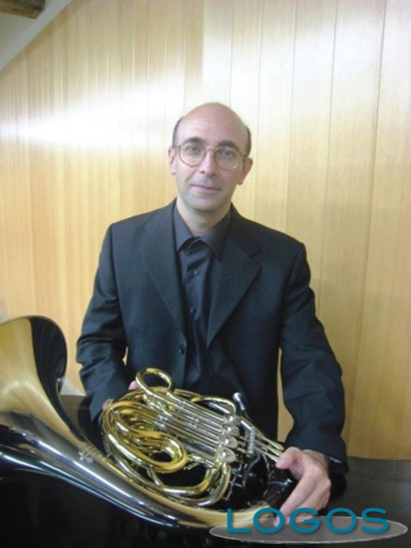 Castano Primo - Il maestro Mario Arrigoni