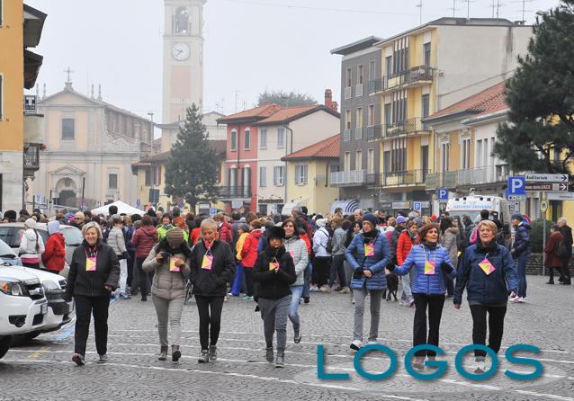 Castano Primo - 'Oltre la mimosa': camminata in rosa per la prevenzione