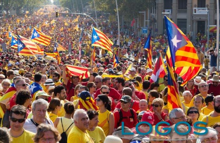 Attualità - Cittadini della Catalogna in protesta (da internet)