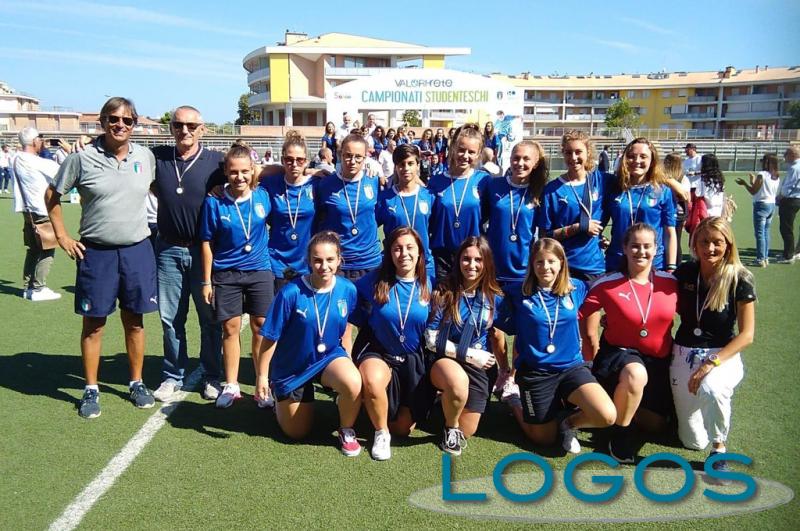 Castano Primo - La squadra femminile di calcio del 'Torno' 