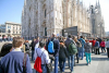 Milano - Turisti in piazza Duomo (Foto internet)