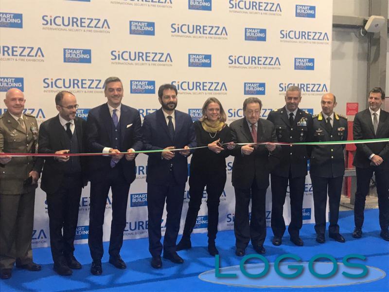 Eventi - Taglio del nastro della fiera 'Sicurezza' 