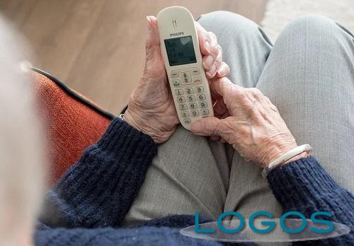 Sociale - Sostegno telefonico 'over 65' (Foto internet)