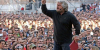 Politica - Beppe Grillo a un comizio (foto internet)