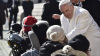 Sociale - Papa Francesco con alcuni malati (foto internet)