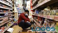 Commercio - Dipendente supermercato (Foto internet)