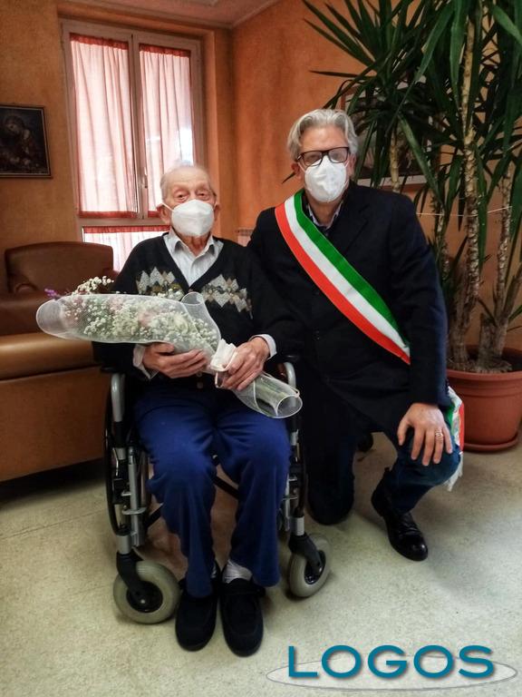 Turbigo - Alfredo Cormani con il sindaco Fabrizio Allevi 
