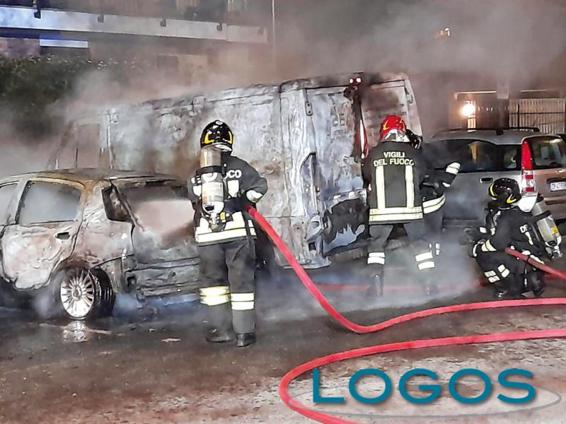Cuggiono / Cronaca - Auto in fiamme 