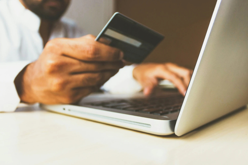 Commercio - Acquisti online carta di credito