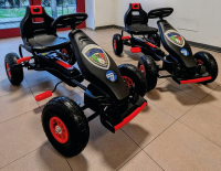 Cuggiono - Auto a pedali dell'educazione stradale